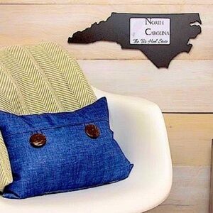 North Carolina Picture Frame 4x6 HandPainted Black Key Holes Easy Hang